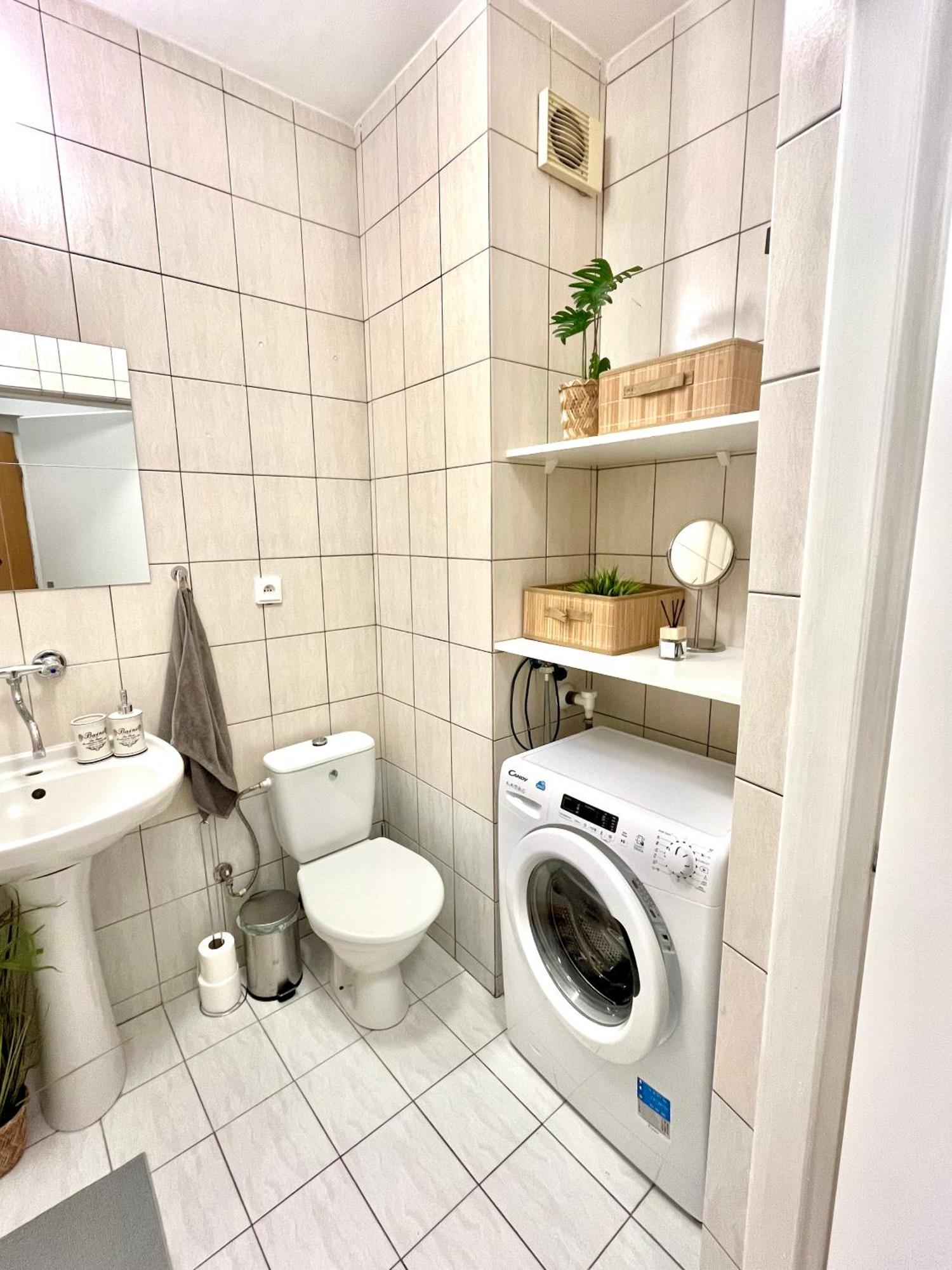 Apartment Simona - Old Town Братислава Екстер'єр фото
